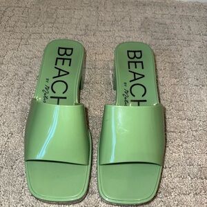 Beach by Matisse Green Women's Mules